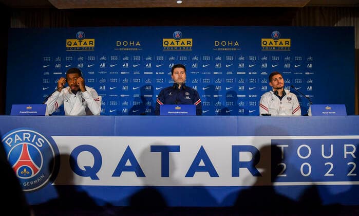 Sport Themen der Woche KW19 Sport Bilder des Tages (220516) -- DOHA, May 16, 2022 -- Paris Saint-Germain s Presnel Kimpembe, head coach Mauricio Pochettino, and Marco Verratti (from L to R) give a press conference, PK, Pressekonferenz as part of the PSG Qatar Tour 2022 in Doha, capital of Qatar, May 15, 2022. (Photo by Nikku Xinhua) (SP)QATAR-DOHA-FOOTBALL-PARIS SAINT GERMAIN-CONFERENCE yangyuanyong 