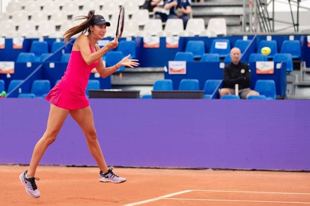 Strasbourg, France, May 16th 2022: Oceane Dodin of France serves the ball during her Round of 32 Singles match of the 2022 Internationaux de Strasbourg against Ana Konjuh of Croatia at the Tennis Club de Strasbourg in Strasbourg, France Dan O Connor SPP 2022 Internationaux de Strasbourg - Round of 32 Singles - Ana Konjuh v Oceane Dodin - Tennis Club de Strasbourg 