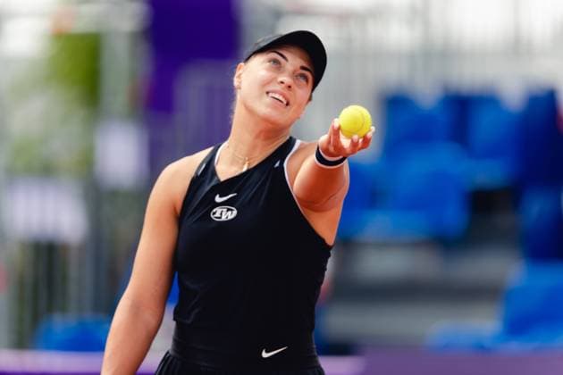 Strasbourg, France, May 16th 2022: Ana Konjuh of Croatia prepares to serve during her Round of 32 Singles match of the 2022 Internationaux de Strasbourg against Oceane Dodin of France at the Tennis Club de Strasbourg in Strasbourg, France Dan O Connor SPP 2022 Internationaux de Strasbourg - Round of 32 Singles - Ana Konjuh v Oceane Dodin - Tennis Club de Strasbourg 