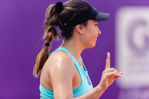 Strasbourg, France, May 17th 2022: Elena-Gabriela Ruse of Romania disagrees with a line call in action during her Round of 32 Singles match of the 2022 Internationaux de Strasbourg against Bernarda Pera of USA at the Tennis Club de Strasbourg in Strasbourg, France Dan O Connor SPP 2022 Internationaux de Strasbourg - Round of 32 Singles - Bernarda Pera v Elena-Gabriela Ruse - Tennis Club de Strasbourg 