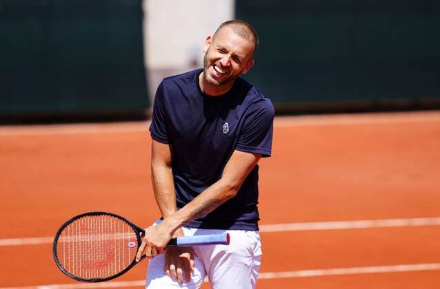 Mandatory Credit: Photo by Javier Garcia Shutterstock (12942464by) A relaxed Daniel Evans practices French Open Tennis, Tuesday Previews, Roland Garros, Paris, France - 17 May 2022 French Open Tennis, Tuesday Previews, Roland Garros, Paris, France - 17 May 2022  Copyright: xJavierxGarcia Shutterstockx 12942464by