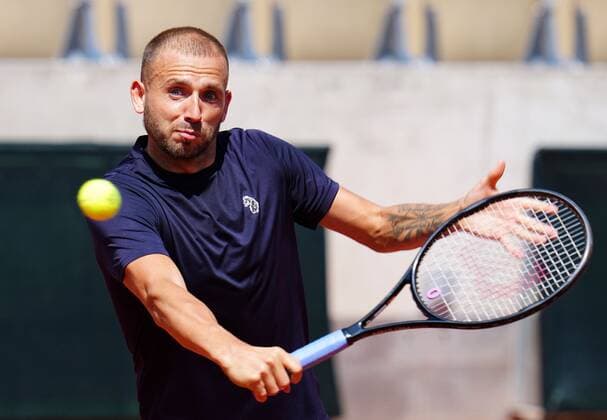 Mandatory Credit: Photo by Javier Garcia Shutterstock (12942464bk) A relaxed Daniel Evans practices French Open Tennis, Tuesday Previews, Roland Garros, Paris, France - 17 May 2022 French Open Tennis, Tuesday Previews, Roland Garros, Paris, France - 17 May 2022  Copyright: xJavierxGarcia Shutterstockx 12942464bk
