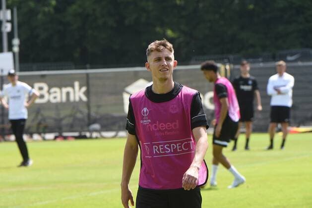 17 05 2022 Frankfurt am Main, Deutsche Bank Park Football, 1 Bundesliga, season 2021 2022 Eintracht Frankfurt training before the final Jesper Lindström 29, Eintracht Frankfurt emspor, DFL regulations prohibit any use of photographs as image sequences and or quasi video
