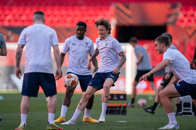SOCCER - UEFA EL, Frankfurt vs Glasgow SEVILLA,SPAIN,17.MAY.22 - SOCCER - UEFA Europa League, final, Eintracht Frankfurt vs Glasgow Rangers, preview, training Glasgow. Image shows the team of Glasgow.  GEPAxpictures xJohannesxFriedl