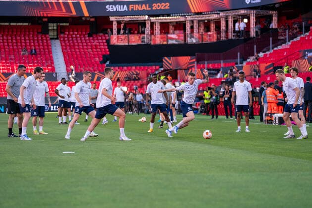 SOCCER - UEFA EL, Frankfurt vs Glasgow SEVILLA,SPAIN,17.MAY.22 - SOCCER - UEFA Europa League, final, Eintracht Frankfurt vs Glasgow Rangers, preview, training Glasgow. Image shows the team of Glasgow.  GEPAxpictures xJohannesxFriedl