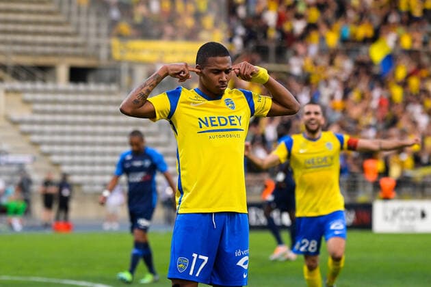 Sport Themen der Woche KW20 Sport Bilder des Tages Attitude - Joie de Steve AMBRI ( 17 - Sochaux ) - FOOTBALL : Paris FC vs Sochaux - Ligue 2 - 17 05 2022 FedericoPestellini Panoramic 
