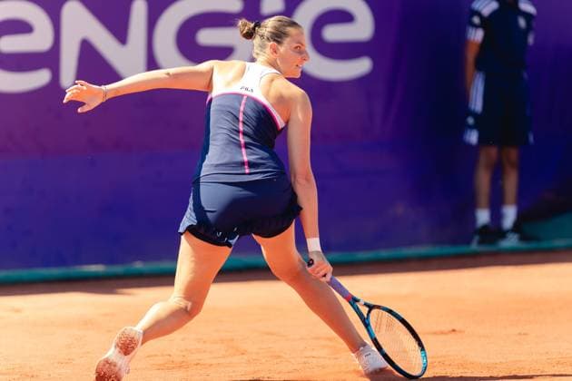 Strasbourg, France, May 18th 2022: Karolina Pliskova of Czech Republic in action during her Round of 16 Singles match of the 2022 Internationaux de Strasbourg against Bernarda Pera of USA at the Tennis Club de Strasbourg in Strasbourg, France Dan O Connor SPP 2022 Internationaux de Strasbourg - Round of 16 Singles - Karolina Pliskova v Bernarda Pera - Tennis Club de Strasbourg 