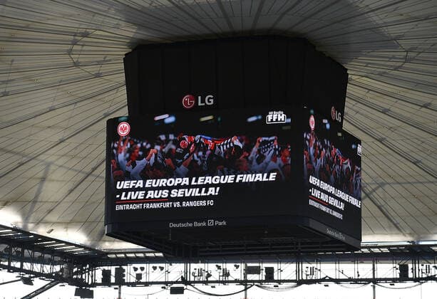 18 05 2022, xhbx, football UEFA Europa League Final 2022 Public Viewing, Eintracht Frankfurt Glasgow Rangers emspor, v l video cube in Deutsche Bank Park Stadium DFL DFB REGULATES PROHIBIT ANY USE OF PHOTOGRAPHS as IMAGE SEQUENCES and or QUASI VIDEO Frankfurt am Main