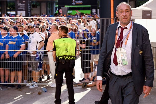 Sevilla, Estadio Ramon Sanchez Pizjuan, 18 05 22, ESP, Men, UEFA Europa League Final, Season 2021 2022, Eintracht Frankfurt Glasgow Rangers Image arrival of President Peter Fischer Frankfurt Only for journalistic use Only for editorial use According to UEFA regulations it is prohibited, UEFA regulations prohibit any use of photographs as image sequences and or quasi video Andalusia Spain