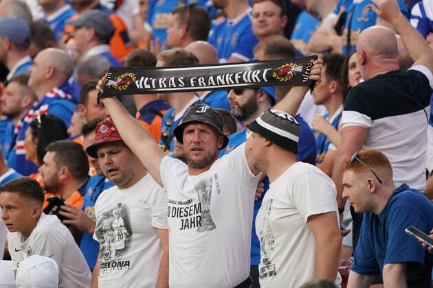Eintracht Frankfurt fans also cheer their team in mixed fan blocks Seville 18 05 2022 Eintracht Frankfurt vs Glasgow Rangers, UEFA Europa League Final, Ramon Sanchez Pizjuan Stadium Seville
