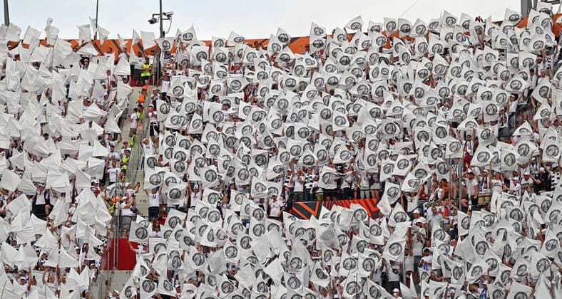 18 05 2022, xjhx, football UEFA Europa League final 2022, Eintracht Frankfurt Glasgow Rangers emspor, v l fans Eintracht Frankfurt, mood, scarves, DFL DFB REGULATES PROHIBIT ANY USE OF PHOTOGRAPHS as IMAGE SEQUENCES and or QUASI VIDEO Sevilla