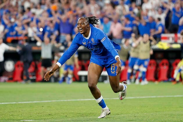 Eintracht Frankfurt v Rangers UEFA Europa League Joe Aribo of Rangers celebrates scoring his sides 1st goal during the UEFA Europa League Final between Eintracht Frankfurt and Rangers at Ramon Sanchez Pizjuan Stadium, Seville Content Not Available For UK Newspapers Copyright: xPaulxChestertonx FIL-16924-0074 UK Newspapers OUT