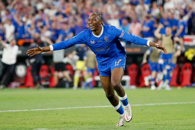 Eintracht Frankfurt v Rangers UEFA Europa League Joe Aribo of Rangers celebrates scoring his sides 1st goal during the UEFA Europa League Final between Eintracht Frankfurt and Rangers at Ramon Sanchez Pizjuan Stadium, Seville Content Not Available For UK Newspapers Copyright: xPaulxChestertonx FIL-16924-0075 UK Newspapers OUT