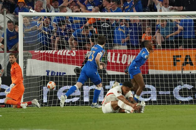 celebrate the goal, goal celebration for 0 1 Joe Aribo Glasgow Rangers , Sevilla 18 05 2022 Eintracht Frankfurt vs Glasgow Rangers, UEFA Europa League Final, Ramon Sanchez Pizjuan Stadium Sevilla