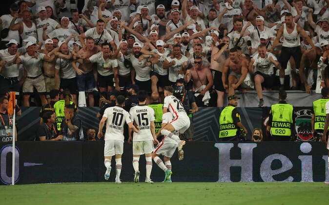 18 05 2022, Football UEFA Europa League Final in Seville, Eintracht Frankfurt Glasgow Rangers FC, emonline, emspor, v l , Goal celebration, celebrate the goal DFL DFB REGULATIONS PROHIBIT ANY USE OF PHOTOGRAPHS AS IMAGE SEQUENCES AND OR QUASI VIDEO xdcx Copyright: HMBxMedia