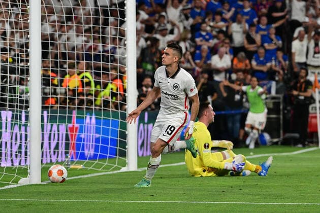 Goal to 1 1 by Rafael Borre 19 Eintracht Frankfurt , Eintracht Frankfurt vs Glasgow Rangers, Europa League, Final, 18 05 2022 Copyright: xkolbert-press MarcxNiemeyerx