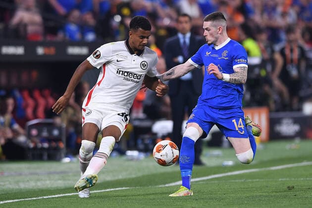 Soccer Europa League Final Eintracht Frankfurt Glasgow Rangers on 18 05 2022 at Estadio Ramon Sanchez Pizjuan in Seville Ansgar Knauff Frankfurt , left Ryan Kent Glasgow , right xHDx