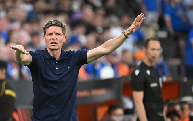 18 05 2022, xjhx, football UEFA Europa League Final 2022, Eintracht Frankfurt Glasgow Rangers emspor, v l coach Oliver Glasner Eintracht Frankfurt zautz gestures gives instructions DFL DFB REGULATES PROHIBIT ANY USE OF PHOTOGRAPHS as IMAGE SEQUENCES and or QUASI VIDEO Sevilla