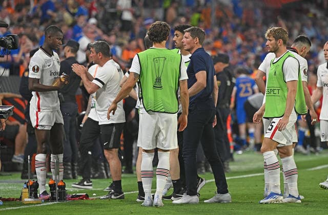18 05 2022, xjhx, football UEFA Europa League final 2022, Eintracht Frankfurt Glasgow Rangers emspor, v l coach Oliver Glasner Eintracht Frankfurt zautz speech before the extension DFL DFB REGULATES PROHIBIT ANY USE OF PHOTOGRAPHS as IMAGE SEQUENCES and or QUASI VIDEO Sevilla