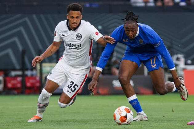 May 18, 2022, Seville, Seville, Spain: Lucas Silva Tuta of Eintracht in action with Joe Aribo of Rangers FC during the Final Europa League match between Rangers FC and Eintrach Frankfurt at Ramon Sanchez Pizjuan on May 18, 2022 in Seville, Spain. Seville Spain - ZUMAd159 0159298011st Copyright: xJosexLuisxContrerasx