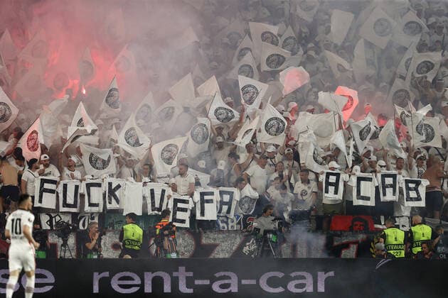 May 18, 2022, Seville, Spain: Seville, Spain, Estadio Ramon Sanchez-Pizjuan, May 18, 2022, Eintracht Frankfurt fans during UEFA Europa League 2022 Final - Eintracht vs Rangers - football Europa League match. football Europa League match - UEFA Europa League 2022 Final - Eintracht vs Rangers, Seville, Spain - ZUMAl164 20220518_zsa_l164_103 Copyright: xFrancescoxScaccianocex