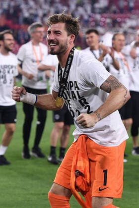 Soccer Europa League final Eintracht Frankfurt Glasgow Rangers on 18 05 2022 at Estadio Ramon Sanchez Pizjuan in Seville Kevin Trapp Frankfurt celebrates winning the UEFA Europa League xHDx