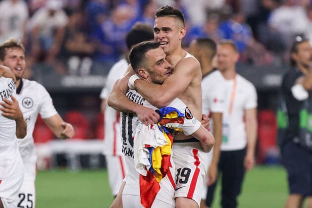 May 19, 2022, Seville, Seville, Spain: Filip Kostic of Eintracht celebrate winning with Rafael Borre of Eintracht during the Final Europa League match between Rangers FC and Eintrach Frankfurt at Ramon Sanchez Pizjuan on May 18, 2022 in Seville, Spain. Seville Spain - ZUMAd159 0159302490st Copyright: xJosexLuisxContrerasx