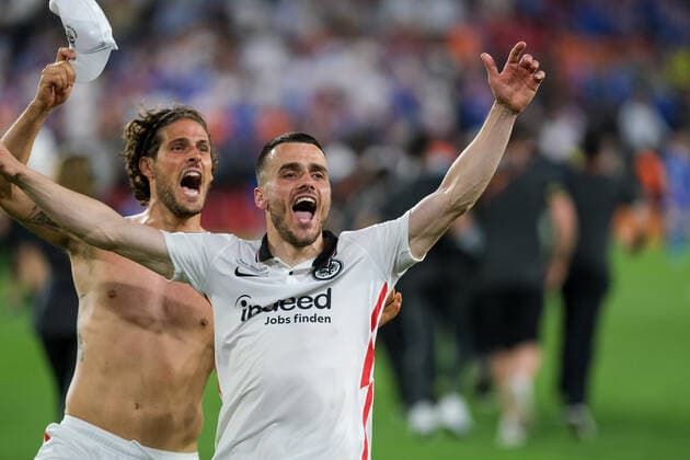 Filip Kostic Eintracht Frankfurt, 10 and Goncalo Paciencia Eintracht Frankfurt, 39 after the victory, jubilation joy emotions happy joyful, Eintracht Frankfurt vs Glasgow Rangers, football, Europa League, final, season 2021 2022, 18 05 2022, Eintracht Frankfurt vs Glasgow Rangers, football, Europa League, final, season 2021 2022, 18 05 2022 Seville Copyright: xEibner-Pressefotox EP_MBL