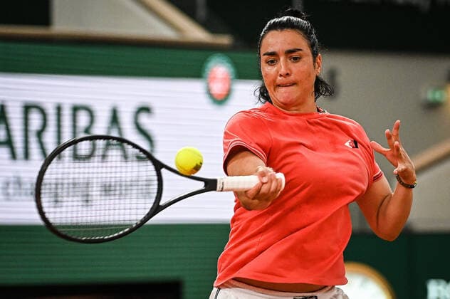 May 19, 2022, Paris, France, France: Ons JABEUR of Tunisia during a training session of Roland-Garros 2022, French Open 2022, Grand Slam tennis tournament at the Roland-Garros stadium on May 19, 2022 in Paris, France. Paris France - ZUMAm308 20220519_zsp_m308_002 Copyright: xMatthieuxMirvillex