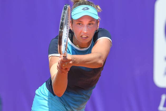 Tennis - Internationaux de Strasbourg 2022 - Elise Mertens - Belgique TENNIS : Internationaux de Strasbourg 2022 -France - 19 05 2022 ChrysleneCaillaud Panoramic 
