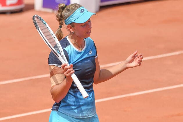 Tennis - Internationaux de Strasbourg 2022 - Elise Mertens - Belgique TENNIS : Internationaux de Strasbourg 2022 -France - 19 05 2022 ChrysleneCaillaud Panoramic 
