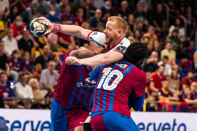 Bilder des Jahres 2022, Sport 05 Mai Sport Themen der Woche KW20 Sport Bilder des Tages May 19, 2022, Barcelona, Barcelona, Spain: Jim Gottfridsson of SG Flensburg-Handewitt in action during the EHF Champions League Quarter Finals match between FC Barcelona, Barca and SG Flensburg-Handewitt at Palau Blaugrana on May 19, 2022 in Barcelona, Spain. Barcelona Spain - ZUMAa181 20220519_zaa_a181_022 Copyright: xJavierxBorregox