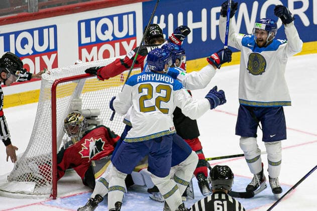 GOAL PETUKHOV Yegor, PANYUKOV Kirill (Kazakhstan) THOMPSON Logan (Canada) during World Championship, WM, Weltmeisterschaft - Canada vs Kazakhstan, Ice hockey, Eishockey in Helsinki, Finland, May 19 2022  Copyright: xAndreaxRex xipa-agency.netx xx 0