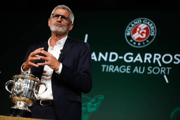 Roland Garros Draw Gilles Moretton the president of the French Tennis Federation during the Roland Garros draw for the 2022 finals with the presence of AmÃ lie MAURESMO the director of the tournament and Quentin Fillon Maillet the Olympic champion. The draw also hosted the winners of the last version of the tournament Novak Djokovic and Barbora Krejcikova. Paris France  Copyright: xIbrahimxEzzatx originalFilename:ezzat-notitle220519_np4Vk.jpg