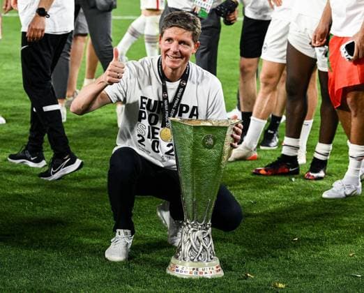 18 05 2022, xpsx, football UEFA Europa League Final 2022, Eintracht Frankfurt Glasgow Rangers v l Jubel Winner Pokalsieger Cup Winner Coach Oliver Glasner Eintracht Frankfurt DFL DFB REGULATIONS PROHIBIT ANY USE OF PHOTOGRAPHS as IMAGE SEQUENCES and or QUASI VIDEO emspor Sevilla