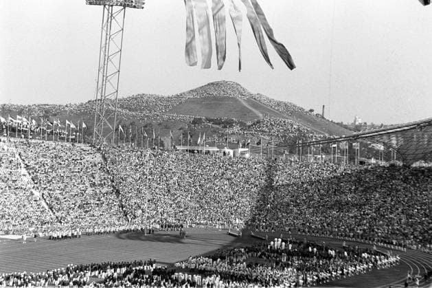ARCHIVE PHOTO 50 years ago, on 26 May 1972, the Munich Olympic Stadium is opened, opening ceremony of the Olympic Games, the athletes enter the Olympic Stadium, SW photo, 26 08 1972 Summer Olympic Games 1972 in Munich from 26 08 11 09 1972, Games 72 of the XX Olympiad, Â