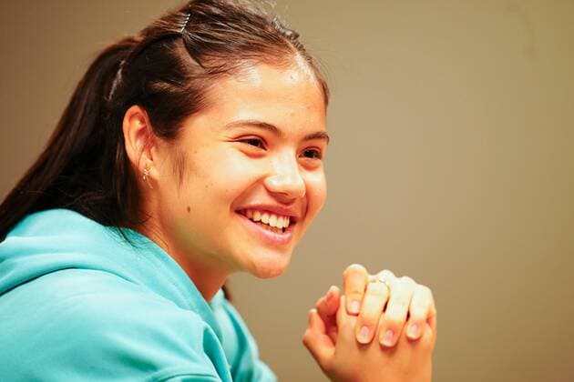 Mandatory Credit: Photo by Javier Garcia Shutterstock (12942467c) Emma Raducanu during a press conference, PK, Pressekonferenz at Roland Garros French Open Tennis, Friday Previews, Roland Garros, Paris, France - 20 May 2022 French Open Tennis, Friday Previews, Roland Garros, Paris, France - 20 May 2022 Copyright: xJavierxGarcia Shutterstockx 12942467c