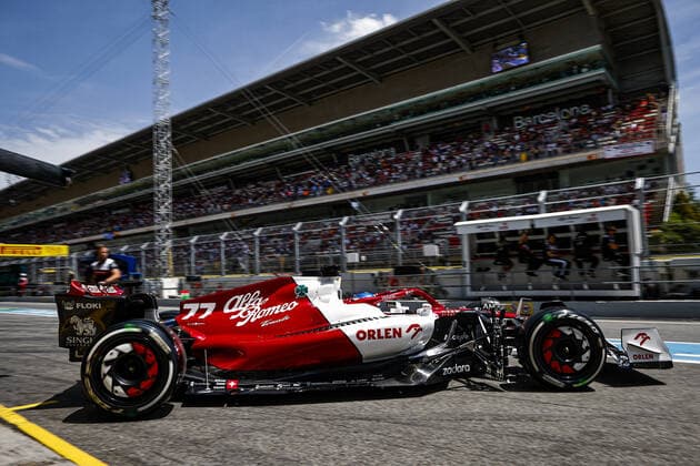 77 BOTTAS Valtteri (fin), Alfa Romeo F1 Team ORLEN C42, action during the Formula 1 Pirelli Grand Premio de Espana 2022, 6th round of the 2022 FIA Formula One World Championship, WM, Weltmeisterschaft on the Circuit de Barcelona-Catalunya, from May 20 to 22, 2022 in Montmelo, Spain - F1 - SPANISH GRAND PRIX 2022 DPPI Panoramic  00122015__R5_8633.JPG_