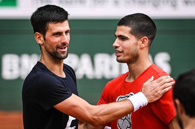 May 20, 2022, Paris, France, France: Novak DJOKOVIC of Serbia and Carlos ALCARAZ of Spain during a training session of Roland-Garros 2022, French Open 2022, Grand Slam tennis tournament at the Roland-Garros stadium on May 20, 2022 in Paris, France. Paris France - ZUMAm308 20220520_zsp_m308_025 Copyright: xMatthieuxMirvillex
