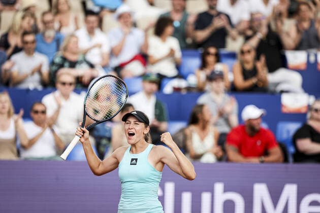 Sport Bilder des Tages May 20, 2022 Strasbourg, France: Kaja Juvan (SLO) in action during 2022 Internationaux de Strasbourg TENNIS : Internationaux de Strasbourg IS22 - 20 05 2022 ElyxandroCegarra Panoramic 
