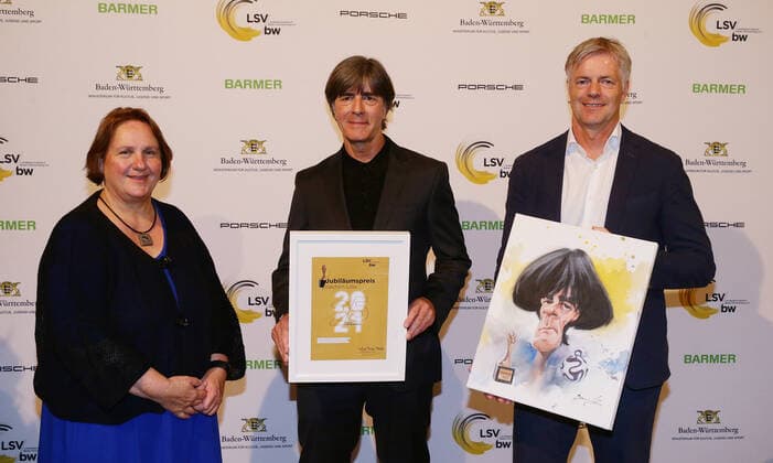 Stuttgart , Landessportverband Baden Württemberg awards the Trainer Prize for the 25th time , from left Minister of Education Theresa Schopper Anniversary Prize for Joachim Löw Tom Bartels