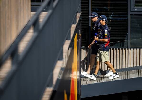 BARCELONA Max Verstappen Oracle Red Bull Racing and Sergio Perez Oracle Red Bull Racing prior to practice 3 ahead of the F1 Grand Prix of Spain at Circuit de Barcelona Catalunya on May 21, 2022 in Barcelona, Spain REMKO DE WAAL F1 Grand Prix of Spain, Practice 3 2022 xVIxANPxSportx xxANPxIVx 448952869 originalFilename: 448952869.jpg