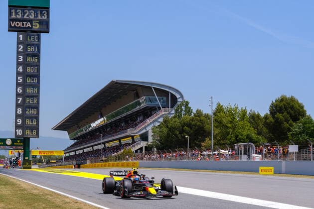 Sergio Perez MEX, Oracle Red Bull Racing, 11 on track,, ESP, Formula One Pirelli Gran Premio de Espana, Formula 1, Saturday, 2022 season, 21 05 2022, ESP, Formula One Pirelli Gran Premio de Espana, Formula 1, Saturday, 2022 season, 21 05 2022, Barcelona Copyright: xEibner-Pressefotox EP_EER