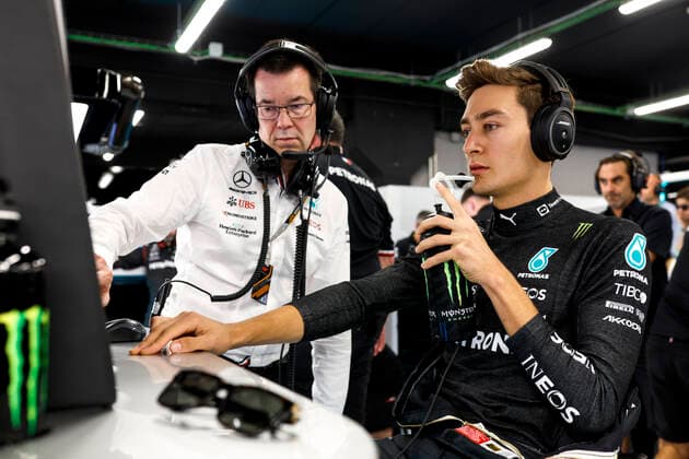 Mike Elliott Mercedes AMG Petronas F1 Team , 63 George Russell GBR, Mercedes AMG Petronas F1 Team , F1 Grand Prix of Spain at Circuit de Barcelona Catalunya on May 21, 2022 in Barcelona, Spain Photo by HOCH ZWEI Barcelona Spain