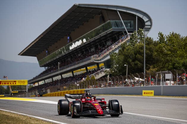 16 LECLERC Charles (mco), Scuderia Ferrari F1-75, action during the Formula 1 Pirelli Grand Premio de Espana 2022, 6th round of the 2022 FIA Formula One World Championship, WM, Weltmeisterschaft on the Circuit de Barcelona-Catalunya, from May 20 to 22, 2022 in Montmelo, Spain - F1 - SPANISH GRAND PRIX 2022 DPPI Panoramic  00122015__R5_0306.JPG_