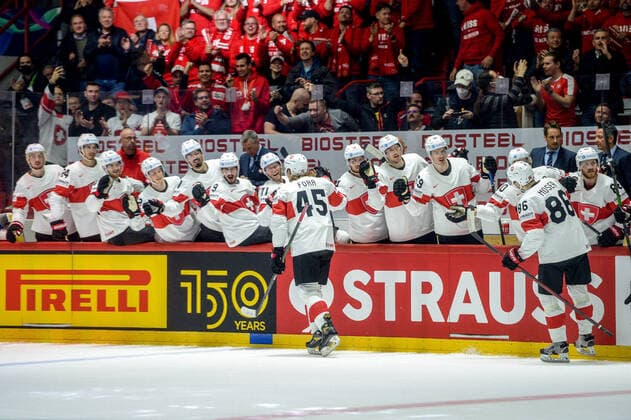 21 05 2022, Helsinki, Helsinki Ice Hall, 2022 IIHF Ice Hockey World Championship Canada Switzerland, 45 Michael Fora Switzerland celebrate his 1 1 goal Helsinki Helsinki Ice Hall Uusimaa Finland  Copyright: xJustPictures.ch AndreaxBrancax