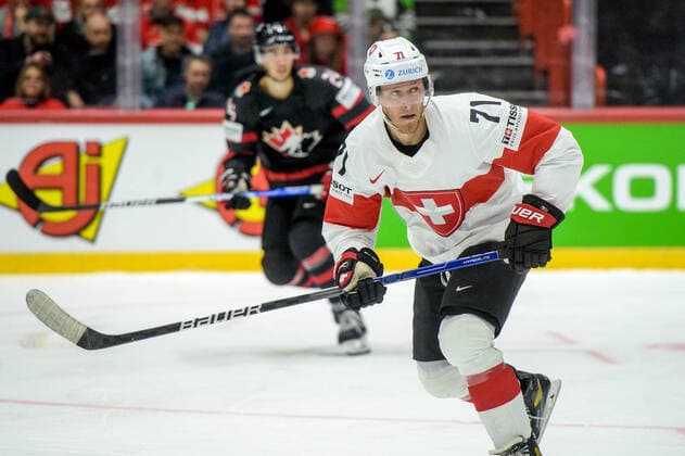 21 05 2022, Helsinki, Helsinki Ice Hall, 2022 IIHF Ice Hockey World Championship Canada Switzerland, 71 Enzo Corvi Switzerland Helsinki Helsinki Ice Hall Uusimaa Finland  Copyright: xJustPictures.ch AndreaxBrancax