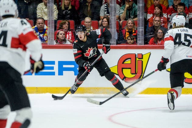 21 05 2022, Helsinki, Helsinki Ice Hall, 2022 IIHF Ice Hockey World Championship Canada Switzerland, 2 Zach Whitecloud Canada Helsinki Helsinki Ice Hall Uusimaa Finland  Copyright: xJustPictures.ch AndreaxBrancax