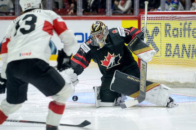 21 05 2022, Helsinki, Helsinki Ice Hall, 2022 IIHF Ice Hockey World Championship Canada Switzerland, 36 goalkeeper Logan Thompson Canada Helsinki Helsinki Ice Hall Uusimaa Finland  Copyright: xJustPictures.ch AndreaxBrancax