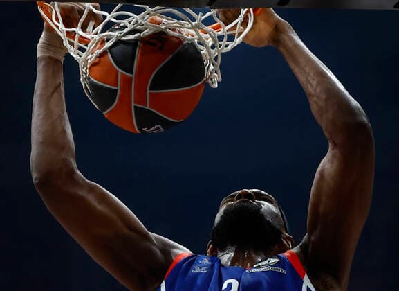 Sport Bilder des Tages Anadolu s Chris Singleton in action during the EuroLeague Final Four tournament final basketball game between Anadolu Efes and Real Madrid at the Stark Arena pavilion in Belgrade, Serbia, 21 May 2022. Anadolu Efes - Real Madrid !ACHTUNG: NUR REDAKTIONELLE NUTZUNG!  Copyright: xSergioxPerezx GRAF7959 0159571572st